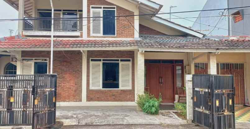 dijual rumah perumahan jatibening dua