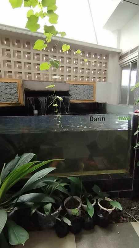 dijual rumah perumahan permata karisma