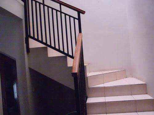 dijual rumah perumahan stone hill giri