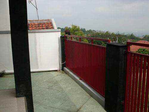 dijual rumah perumahan stone hill giri