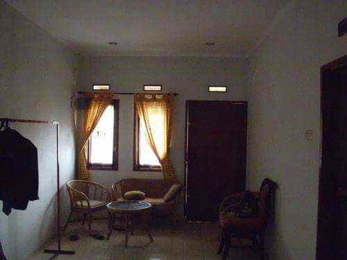 dijual rumah perumahan stone hill giri