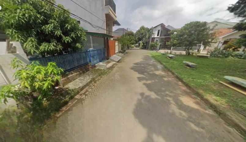 dijual rumah perumahan taman kota