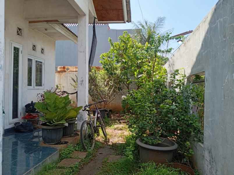 dijual rumah perumahan taman kota