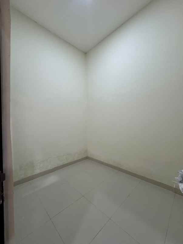 dijual rumah perumnas 1 jl semangka 3