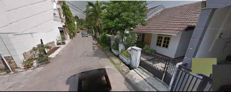 dijual rumah pisangan