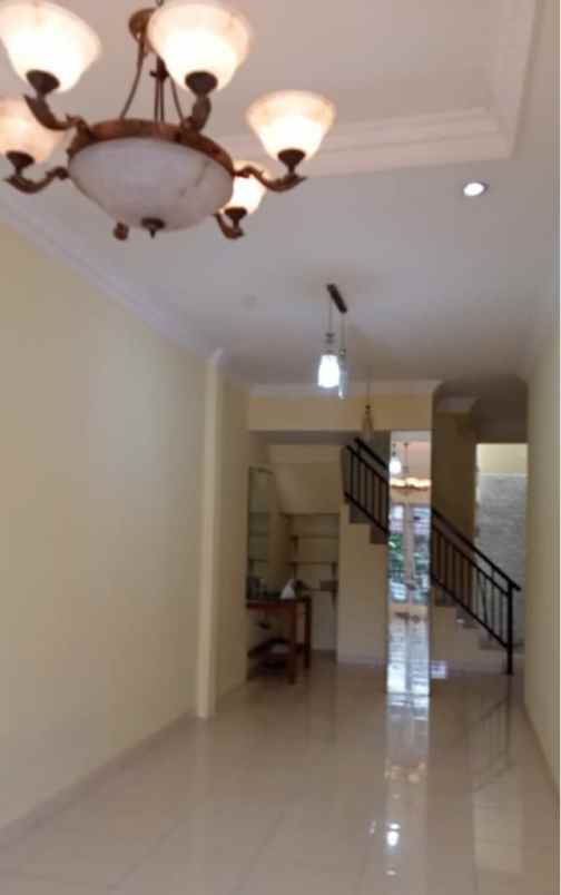 dijual rumah pondok benda pamulang