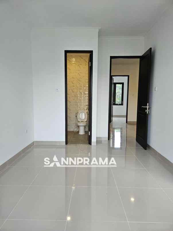 dijual rumah pondok cabe ilir