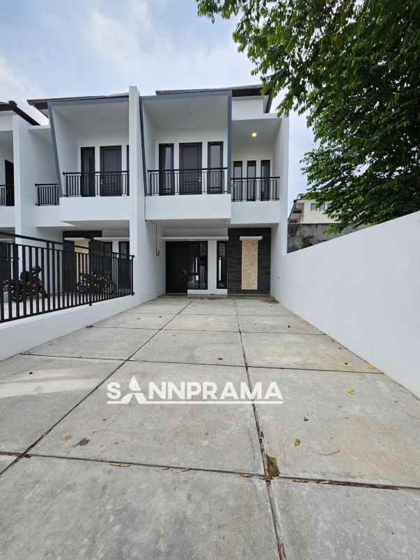 dijual rumah pondok cabe ilir