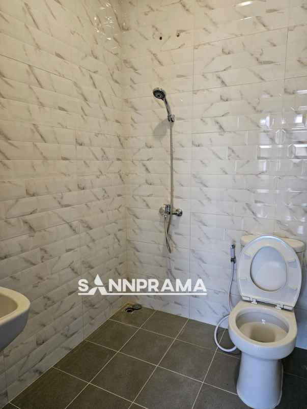 dijual rumah pondok cabe ilir