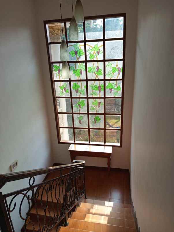 dijual rumah pondok labu