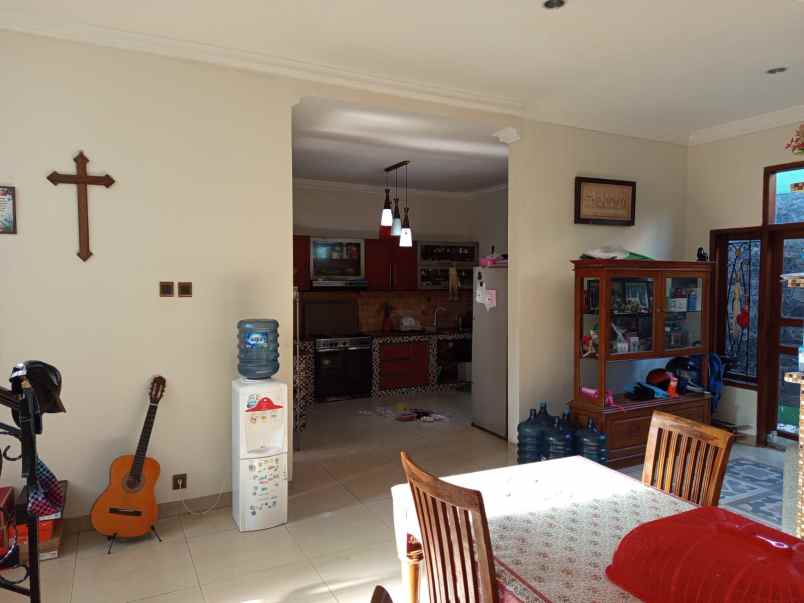 dijual rumah pondok labu