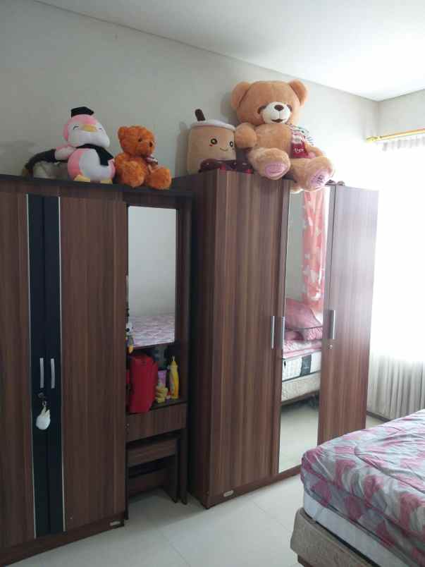 dijual rumah pondok ranji