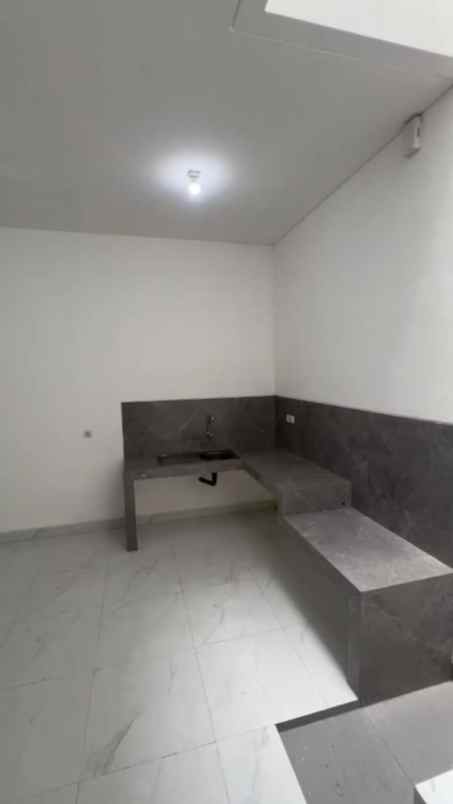 dijual rumah pondok tjandra