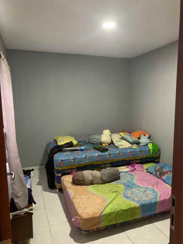 dijual rumah prabot pinggir jalan raya dau malang