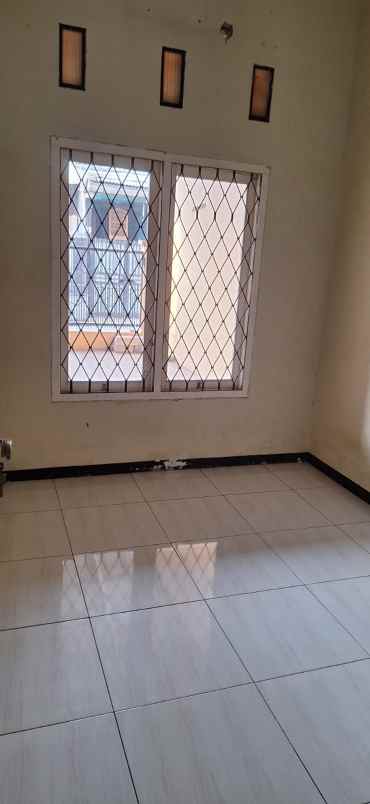 dijual rumah pup cendrawasih