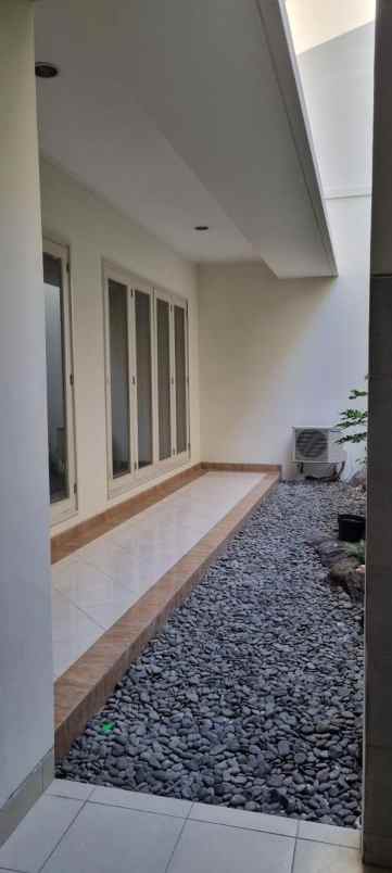 dijual rumah puri galaxy acacia garden