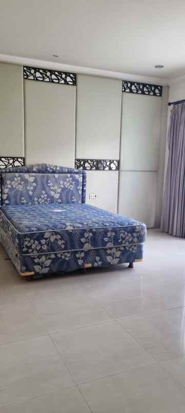 dijual rumah puri galaxy acacia garden