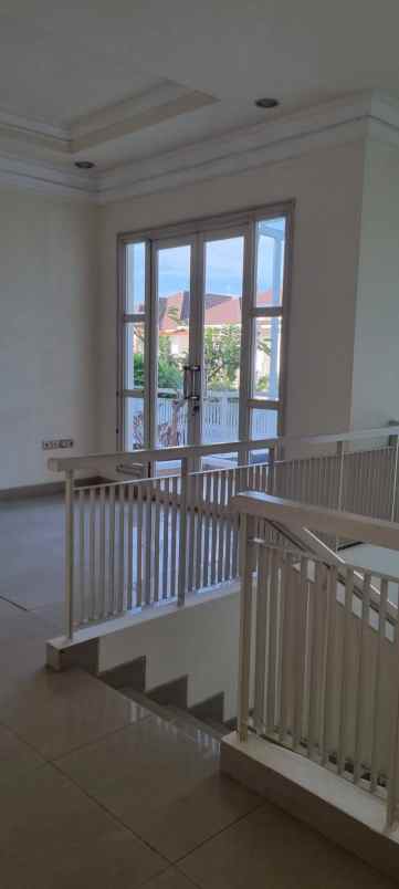 dijual rumah puri galaxy acacia garden