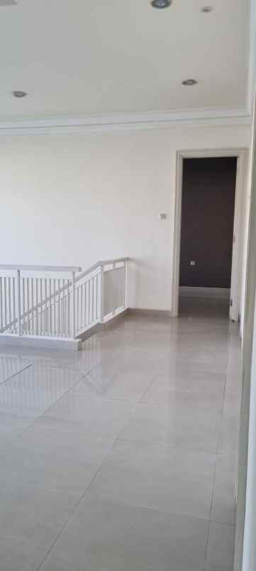 dijual rumah puri galaxy acacia garden