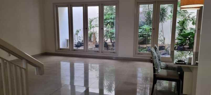 dijual rumah puri galaxy acacia garden