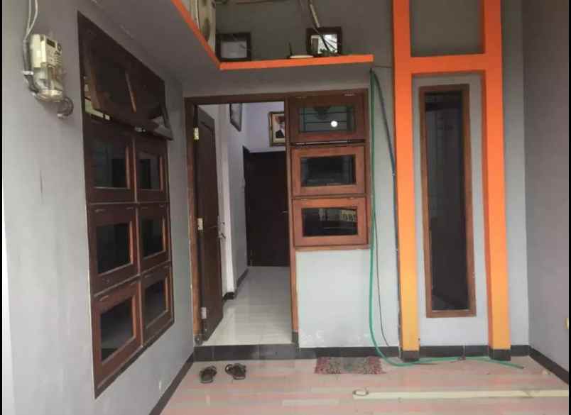 dijual rumah puri taman asri sepanjang