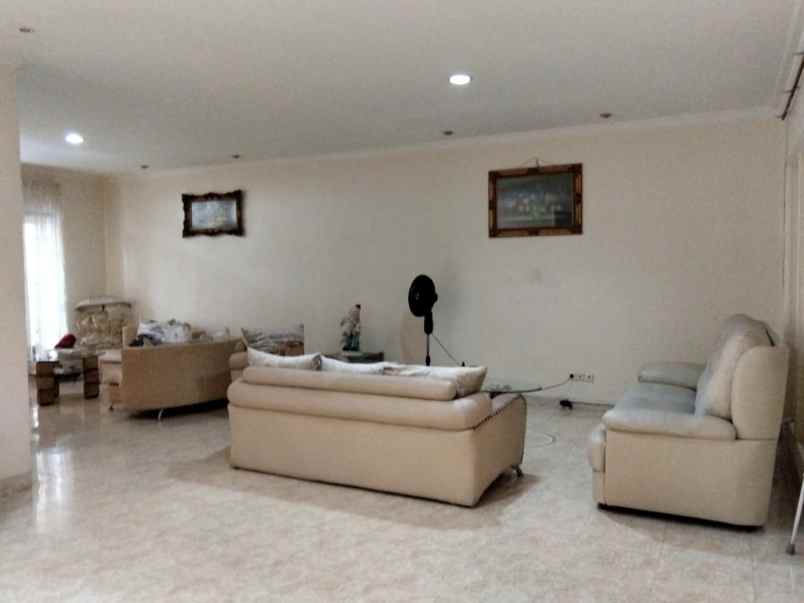 dijual rumah raffles hills housing