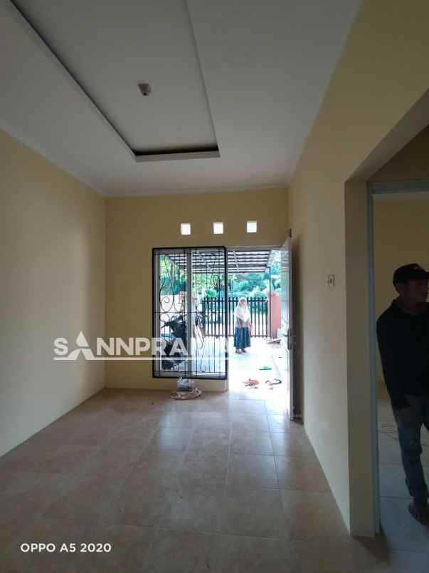 dijual rumah raga jaya