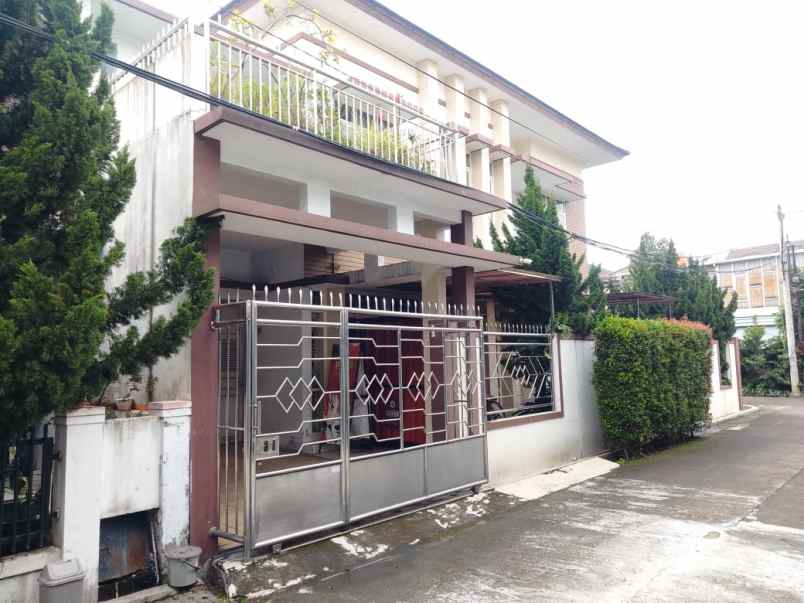 dijual rumah rancabolang