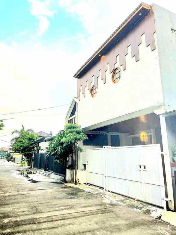 dijual rumah rancabolang
