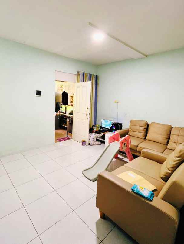 dijual rumah ready 2 lantai di sendangmulyo semarang