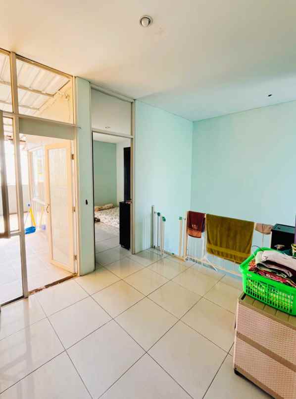 dijual rumah ready 2 lantai di sendangmulyo semarang