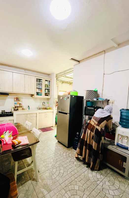 dijual rumah ready 2 lantai di sendangmulyo semarang