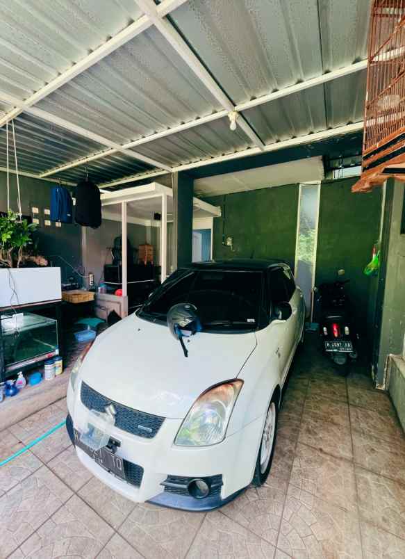 dijual rumah ready 2 lantai di sendangmulyo semarang