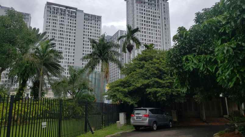 dijual rumah rumah di pondok hijau golf