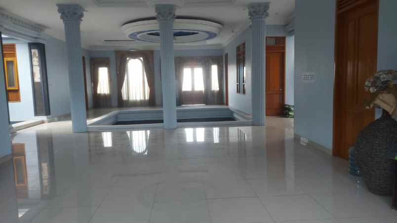 dijual rumah sarikaso