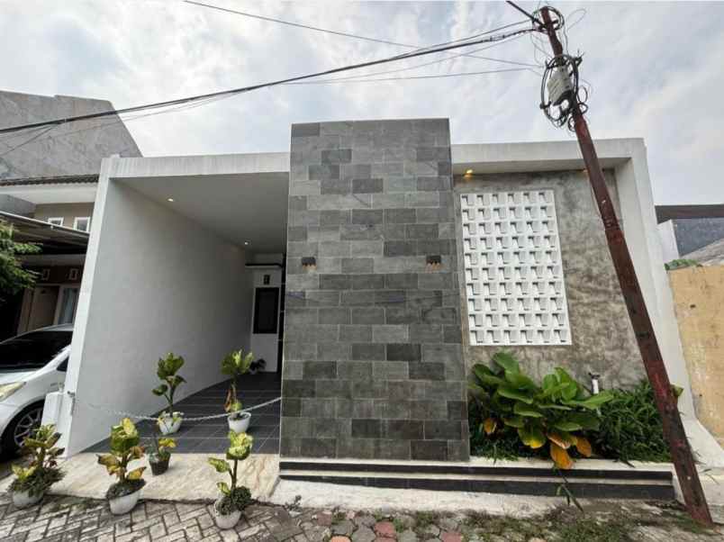 dijual rumah saxophone tunggulwulung