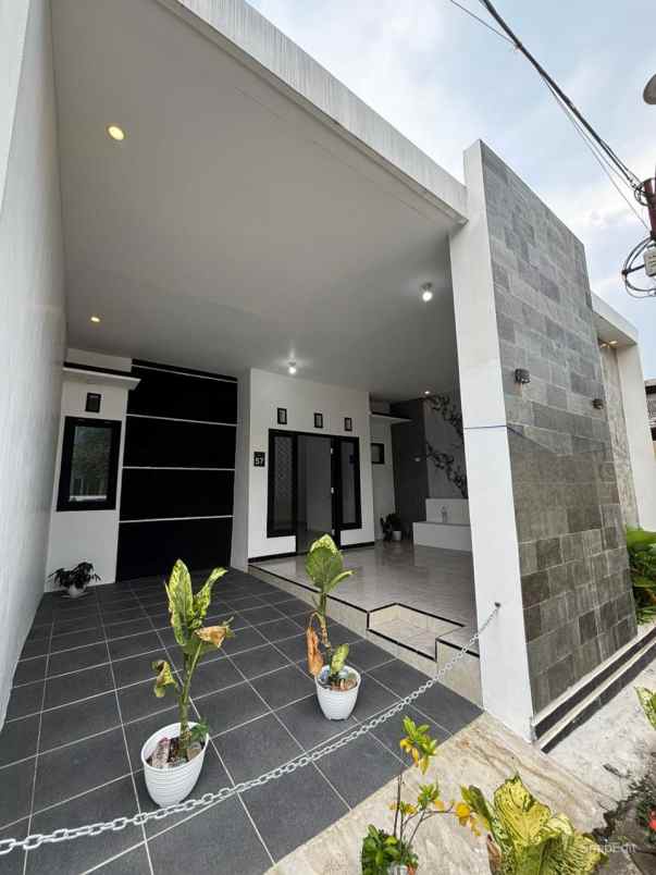 dijual rumah saxophone tunggulwulung