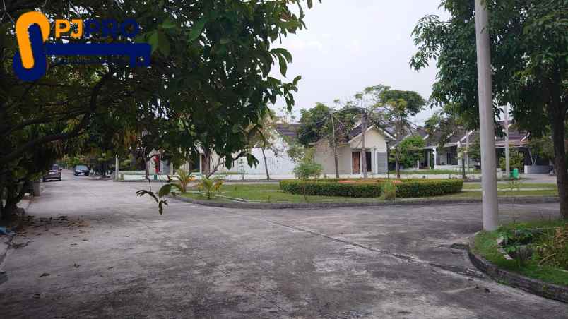dijual rumah segara city