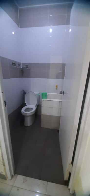 dijual rumah segara city cluster descada