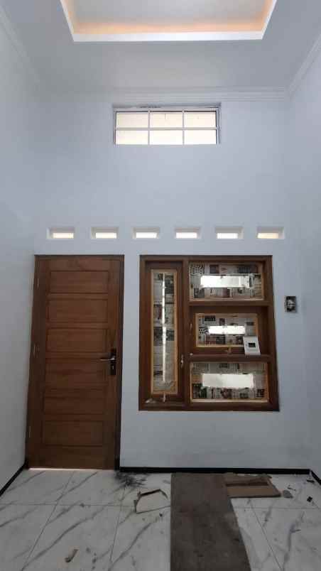 dijual rumah selomartani