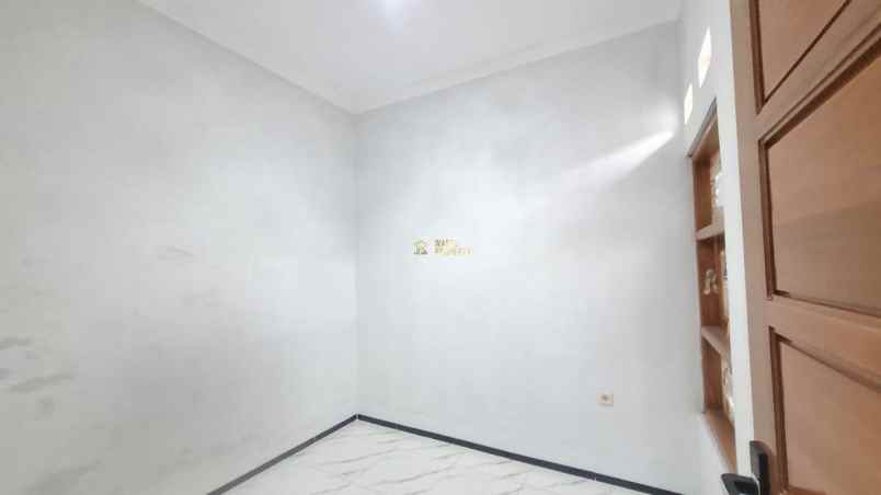 dijual rumah selomartani