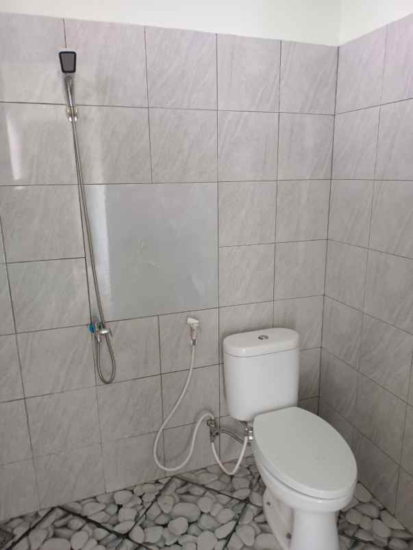 dijual rumah sendangmulyo tembalang