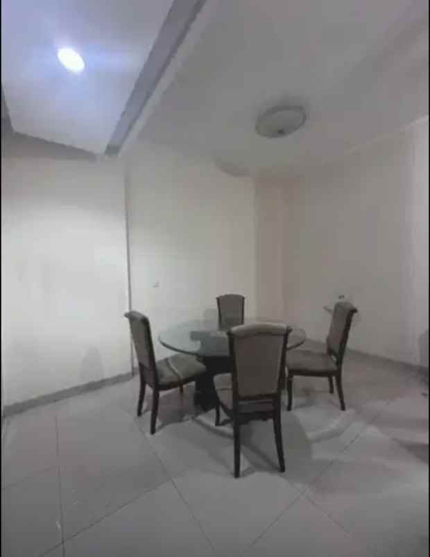 dijual rumah setiabudi regency wing 3