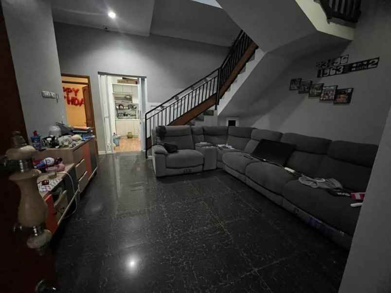 dijual rumah shm di perum buana subang