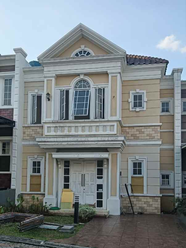 dijual rumah simongan
