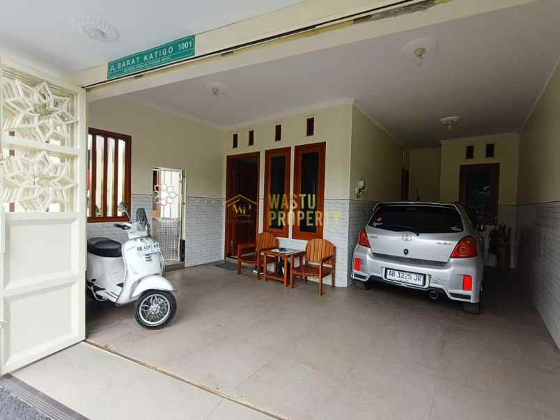 dijual rumah sitimulyo