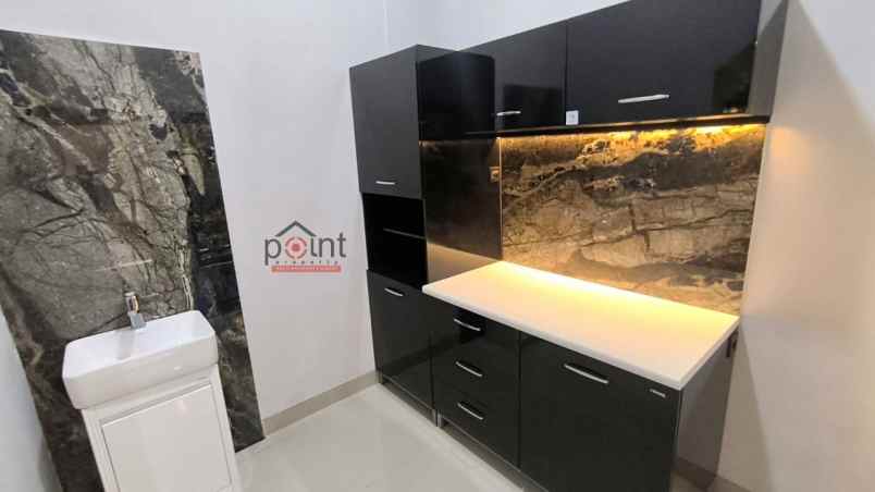 dijual rumah sumber banjarsari surakarta