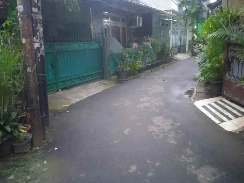 dijual rumah sumur batu