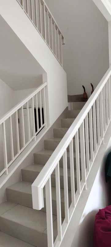 dijual rumah suvarna sutera cluster