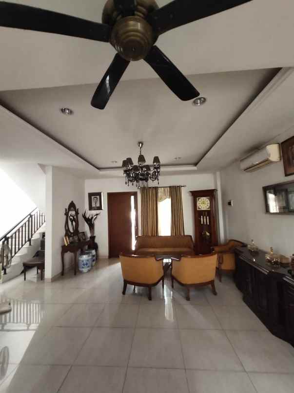 dijual rumah tajung duren utara jakarta